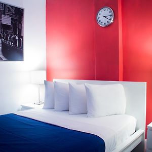 Deluxe Zimmer mit Kingsize-Bett
